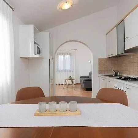 Marea With Pool 200m From The Beach Holiday home *